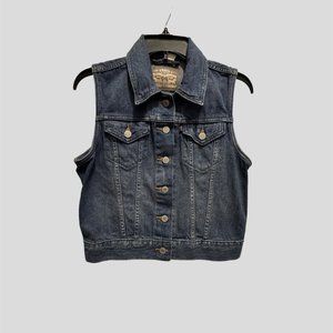 Levi Strauss size S/P blue denim jean vest